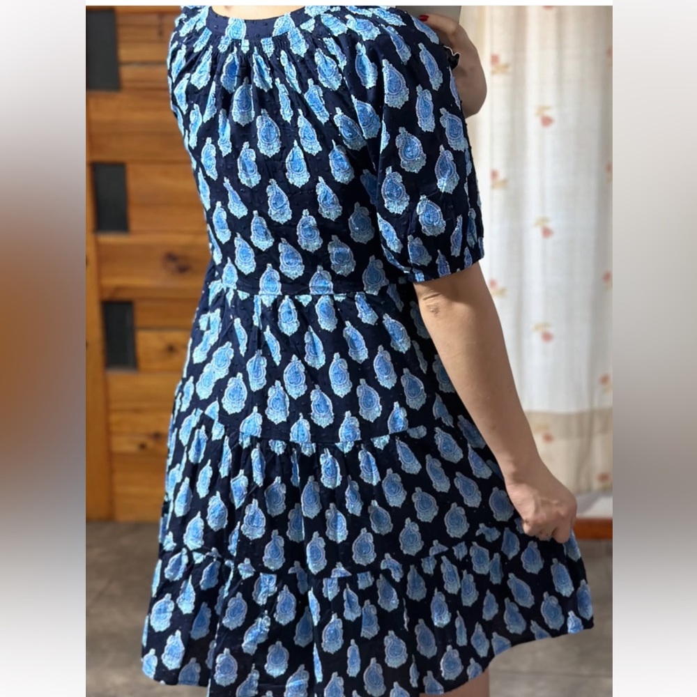 Crown & Ivy Blue and White Paisley Patterned Midi Dress Size 1X - Picture 2 of 11